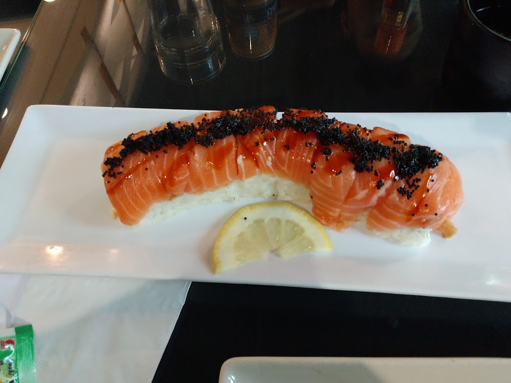 Ten Sushi | restaurant | 500 Mercer St #2b, Seattle, WA 98109, USA | 2064533881 OR +1 206-453-3881