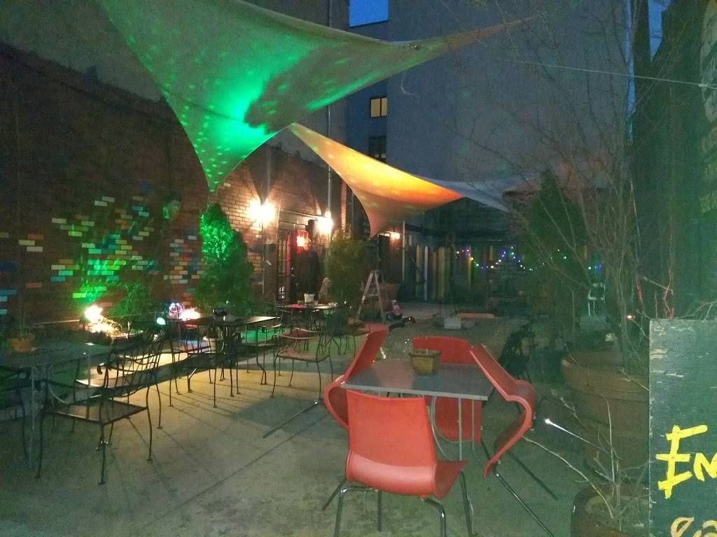 Art Cafe + Bar | restaurant | 884 Pacific St, Brooklyn, NY 11238, USA | 5166900549 OR +1 516-690-0549