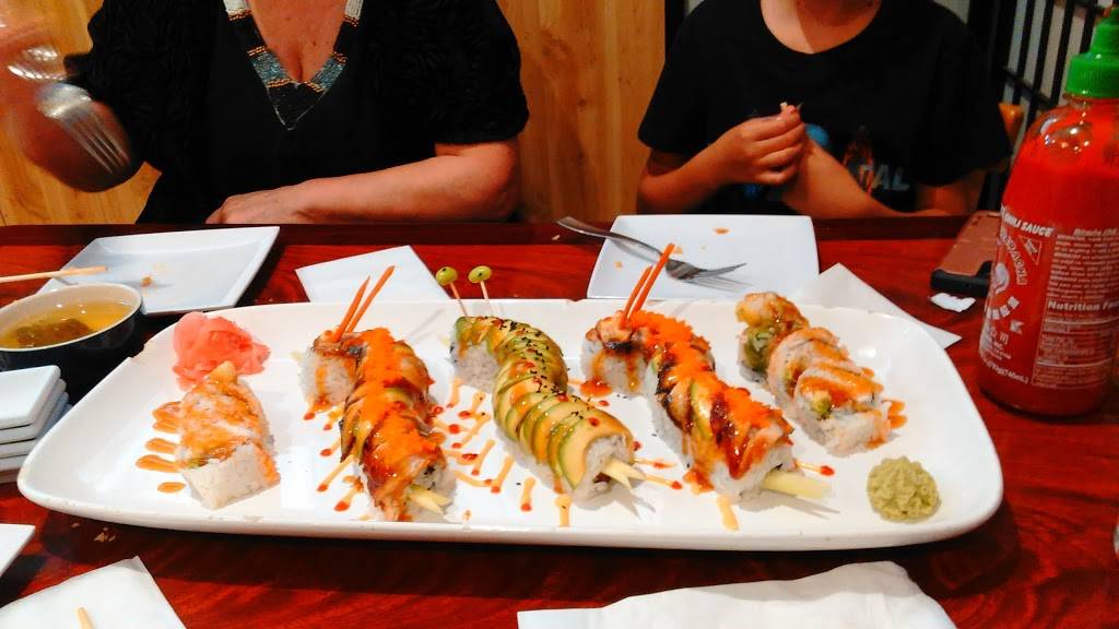 Domo Sushi Bar & Japanese Cuisine | restaurant | 13440 Palm Dr, Desert Hot Springs, CA 92240, USA | 7602882010 OR +1 760-288-2010