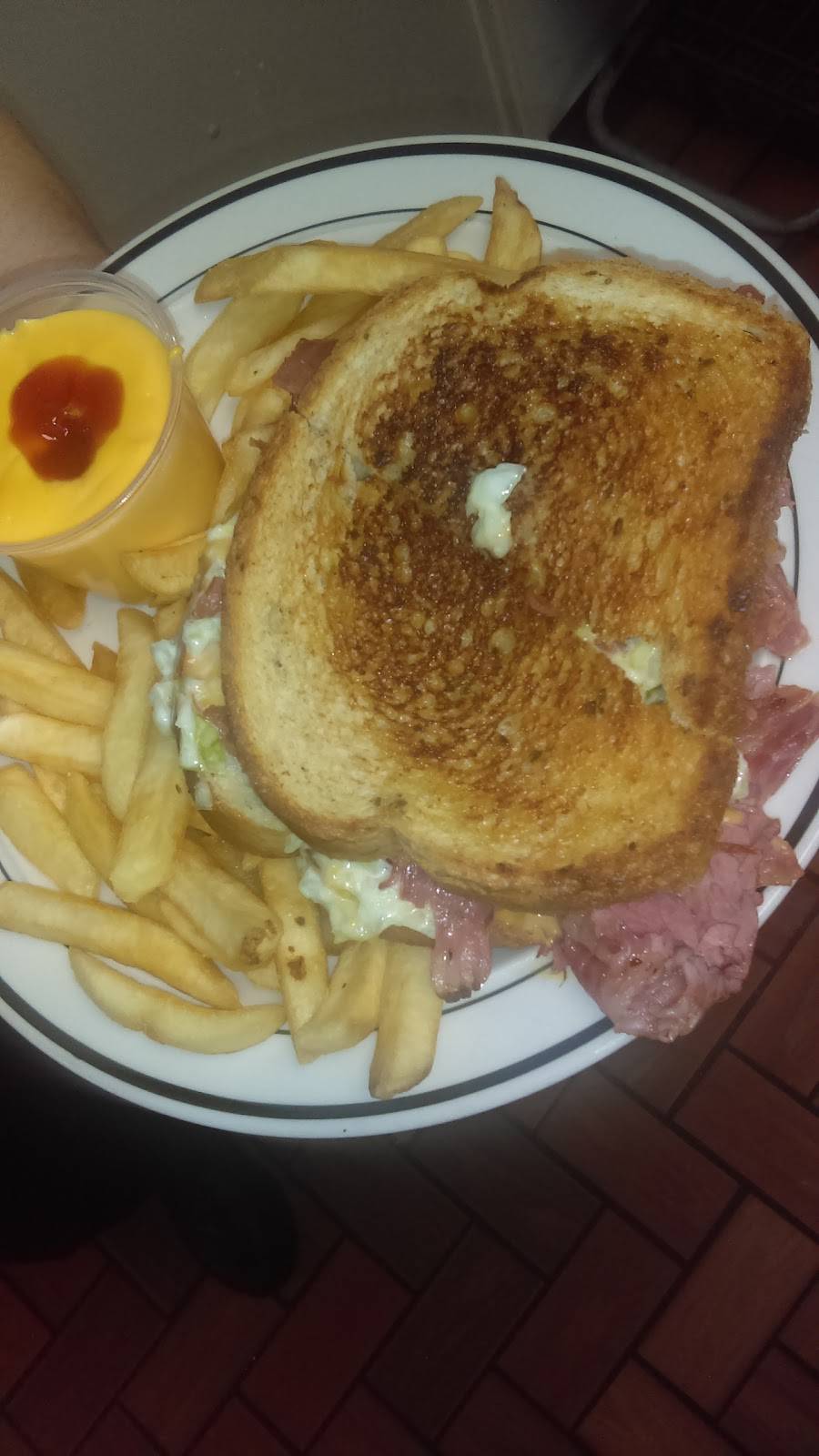 Motor City Coney Island Restaurant | restaurant | 831 E McNichols Rd, Detroit, MI 48203, USA | 3138835857 OR +1 313-883-5857