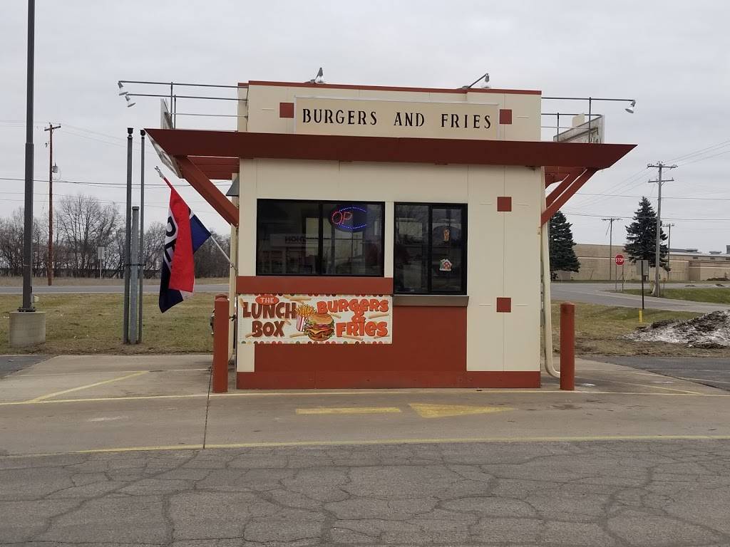 The Lunch Box | restaurant | 3418 M-40, Hamilton, MI 49419, USA | 6168437227 OR +1 616-843-7227