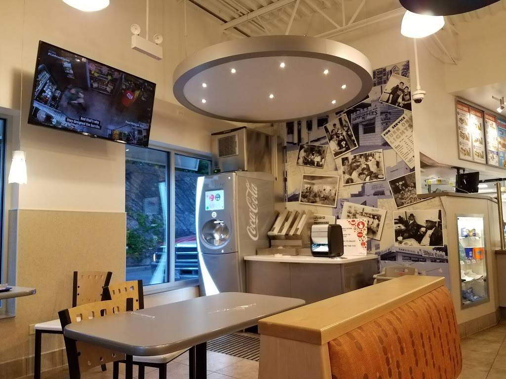 White Castle | restaurant | 7900 S Stony Island Ave, Chicago, IL 60617, USA | 3129755299 OR +1 312-975-5299