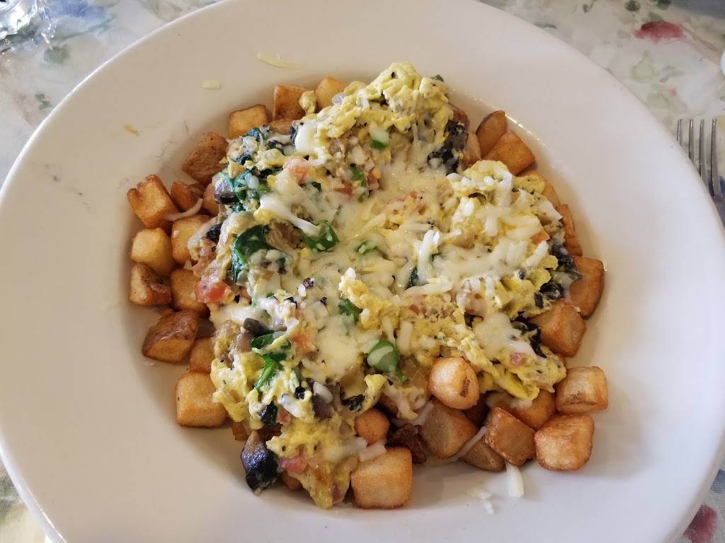 The Breakfast Club | restaurant | 676 W Grand River Ave, Brighton, MI 48116, USA | 8102298877 OR +1 810-229-8877