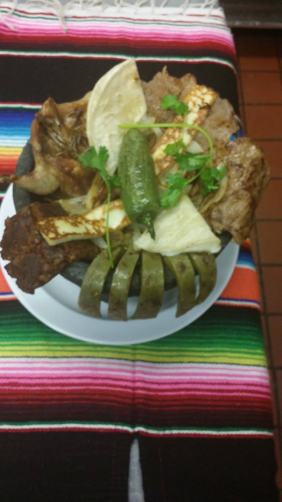 5 Estrellas Mexican Restaurant | restaurant | 650 S Harbor Blvd, Santa Ana, CA 92704, USA | 7147754754 OR +1 714-775-4754