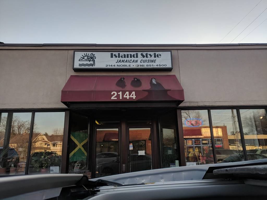 Island Style | restaurant | 2144 Noble Rd, Cleveland, OH 44112, USA | 2168514500 OR +1 216-851-4500