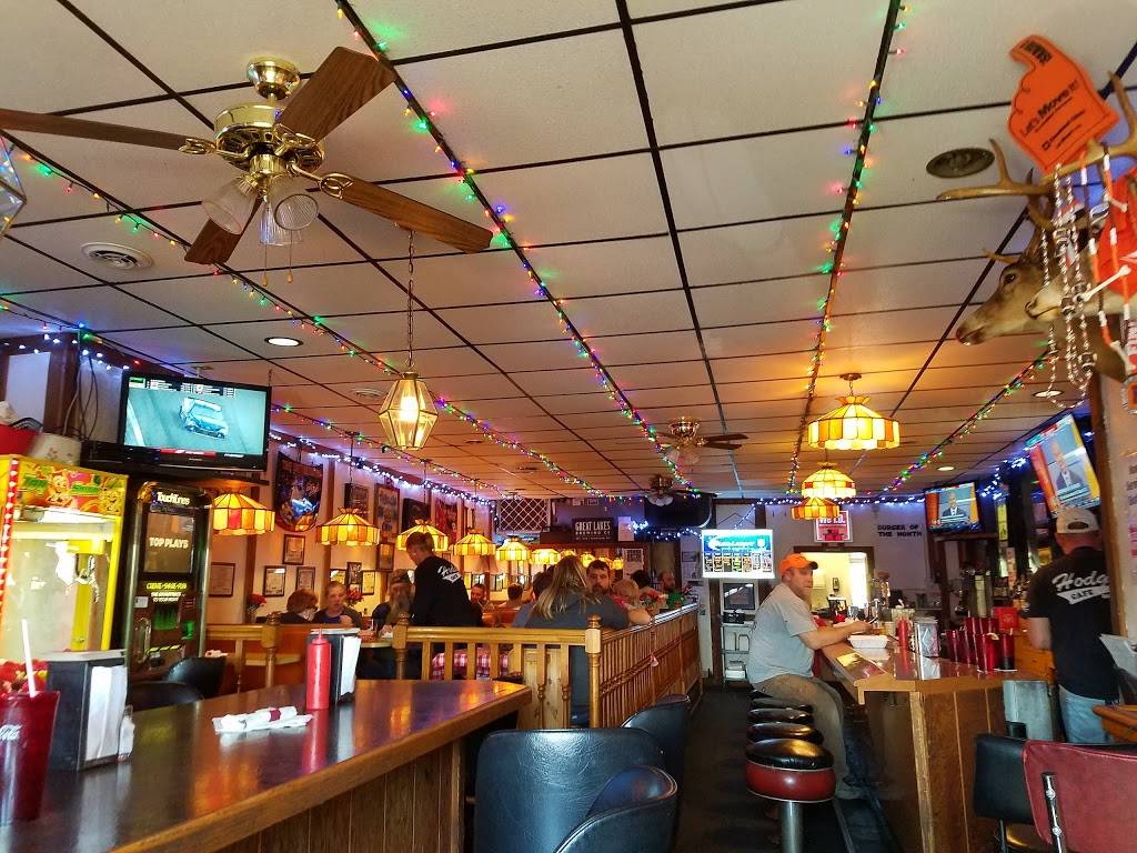 Hodges Cafe | restaurant | 897 Wooster Rd W, Barberton, OH 44203, USA | 3308256073 OR +1 330-825-6073