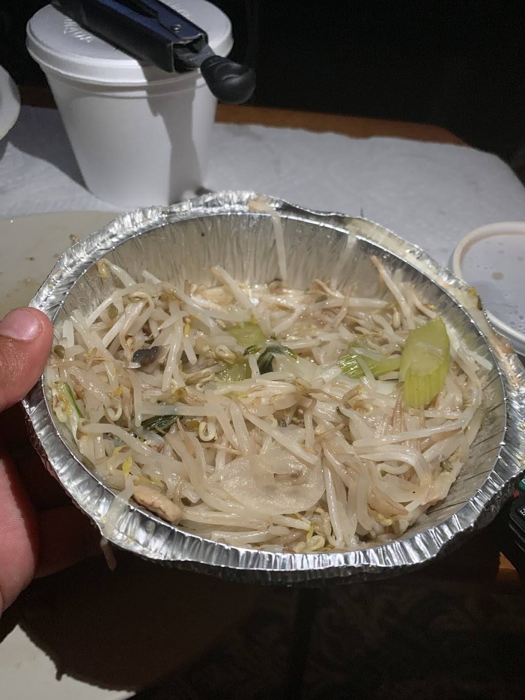 Jade Garden Restaurant & Tavern | restaurant | 409 McNaughton Ave W, Chatham, ON N7L 4K4, Canada | 5193513537 OR +1 519-351-3537