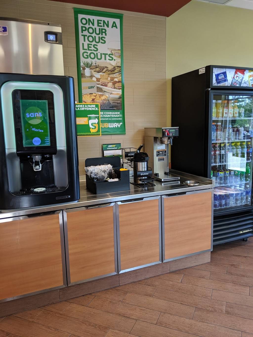 Subway | restaurant | 1025 Boulevard du Lac, Lac-Beauport, QC G3B 0X1, Canada | 4183162838 OR +1 418-316-2838