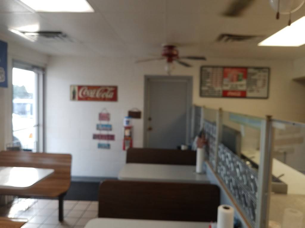 Tarks Pizza | restaurant | 429 S California St, Galveston, IN 46932, USA | 5746997115 OR +1 574-699-7115