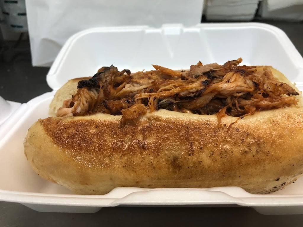 Frosty Bossie | restaurant | 314 Front St E, Coeburn, VA 24230, USA | 2763952083 OR +1 276-395-2083