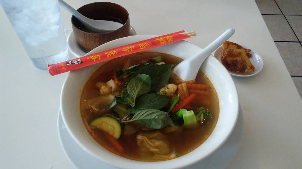 Bangkok Thai Cuisine | restaurant | 266 S Dupont Hwy, Dover, DE 19901, USA | 3027361606 OR +1 302-736-1606