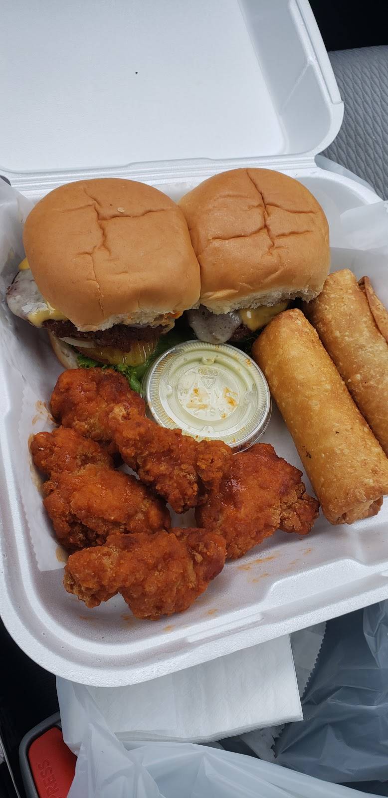 SMACKERS | restaurant | 1525 Airways Blvd, Memphis, TN 38114, USA | 9013082556 OR +1 901-308-2556