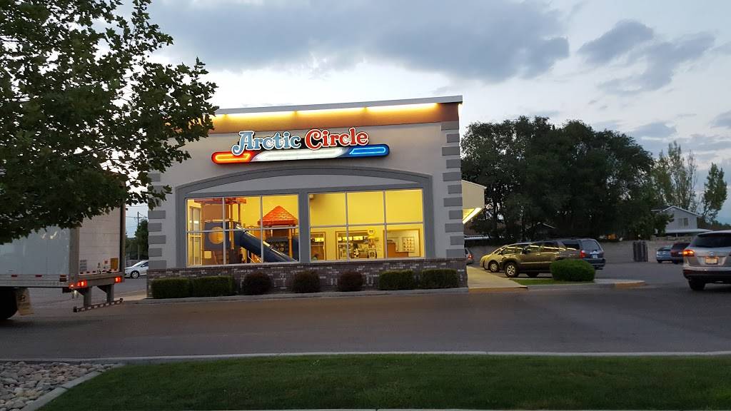 Arctic Circle | meal takeaway | 12555 1300 W, Riverton, UT 84065, USA | 8012531655 OR +1 801-253-1655