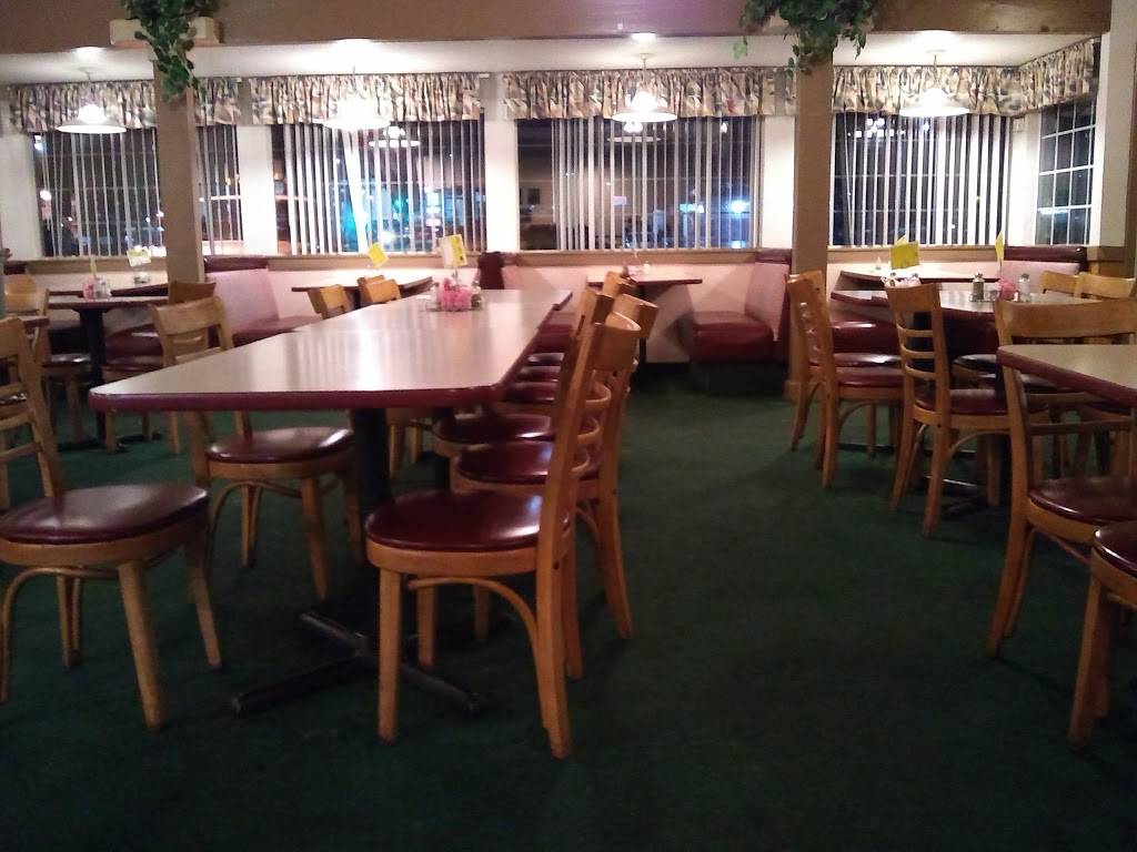 Sundowners Family Restaurant | restaurant | 8983 Sierra Ave, Fontana, CA 92335, USA | 9098234515 OR +1 909-823-4515