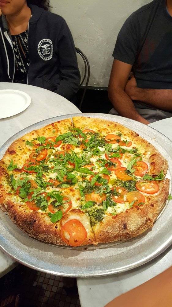 Carmines | restaurant | 595 Main St, Chatham, MA 02633, USA | 5089455300 OR +1 508-945-5300