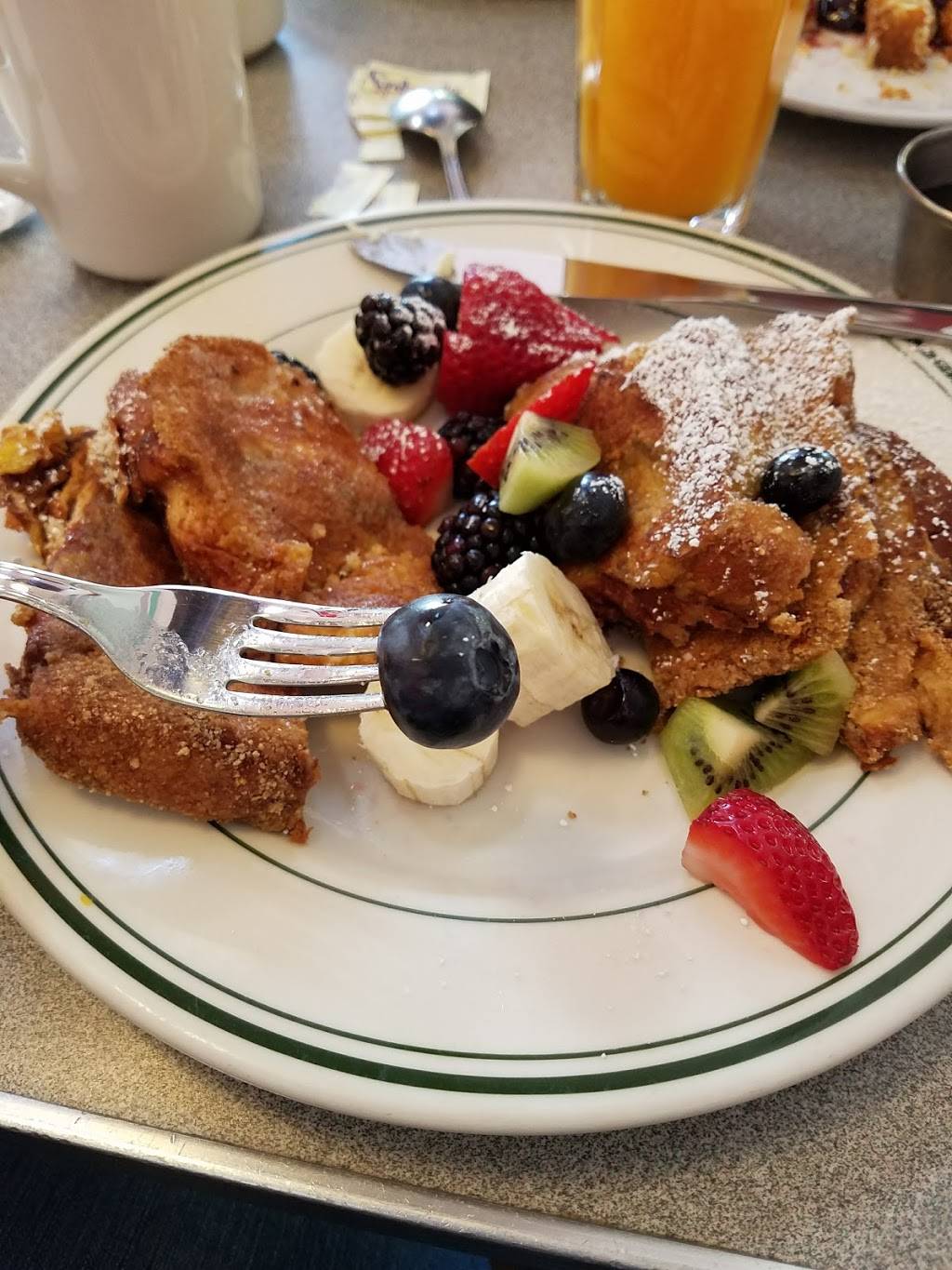 Royal Cafe | cafe | 811 San Pablo Ave, Albany, CA 94706, USA | 5105256066 OR +1 510-525-6066