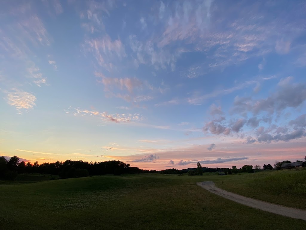 Mistwood Golf Course | restaurant | 7568 Ole White Dr, Lake Ann, MI 49650, USA | 2312755500 OR +1 231-275-5500