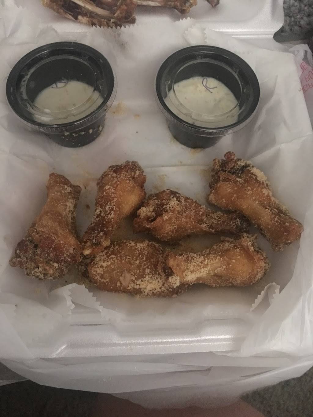 Wings Plus | restaurant | 6410 Weber Rd #5, Corpus Christi, TX 78413, USA | 3613345507 OR +1 361-334-5507
