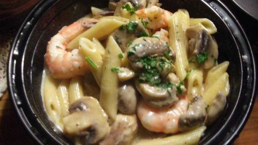 Giannis Ristorante Italiano | restaurant | 5030 Evergreen Way, Everett, WA 98203, USA | 4252522435 OR +1 425-252-2435