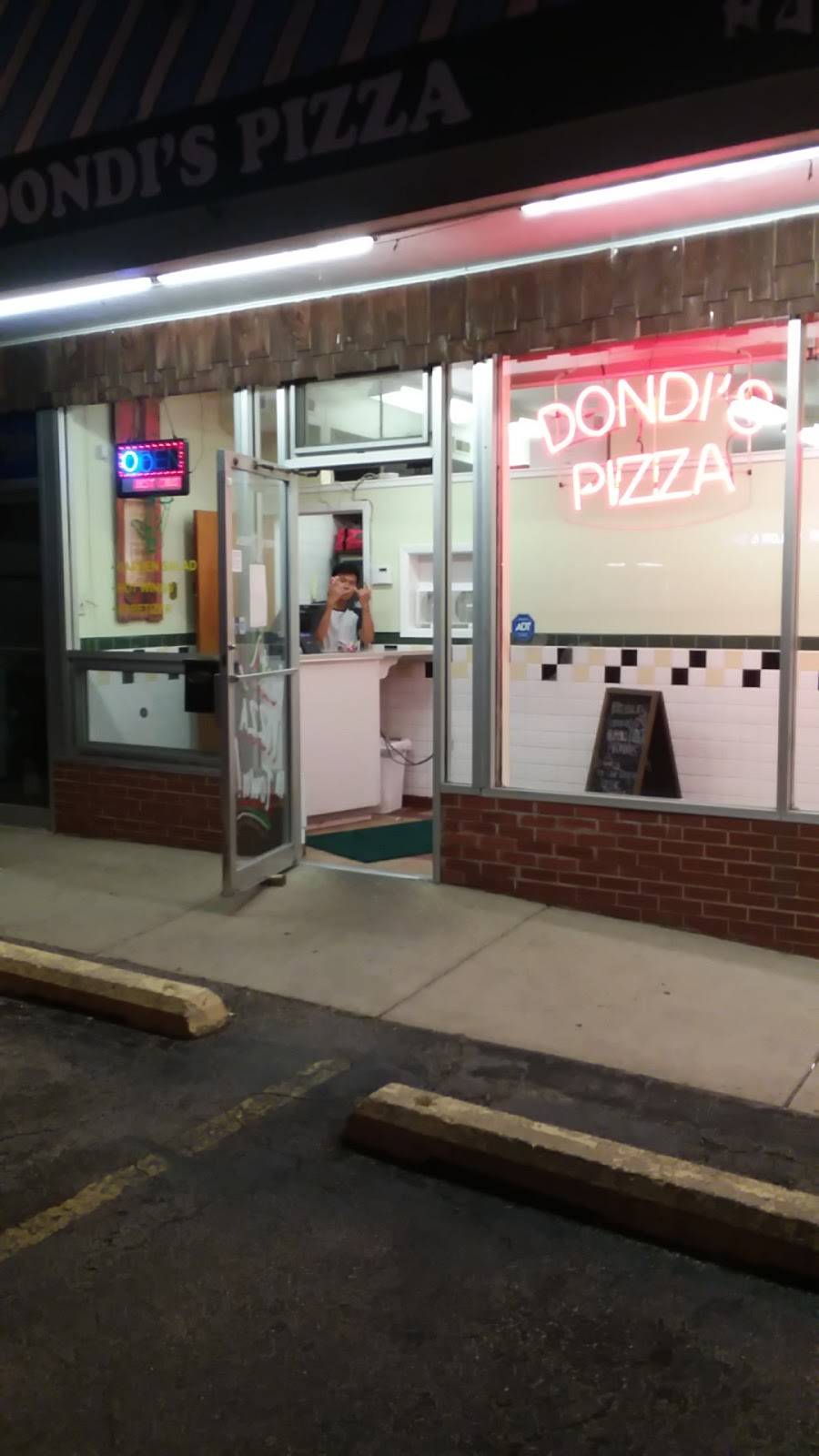 Dondis Pizza | restaurant | 1041 S Arlington Heights Rd b, Arlington Heights, IL 60005, USA | 8474395250 OR +1 847-439-5250