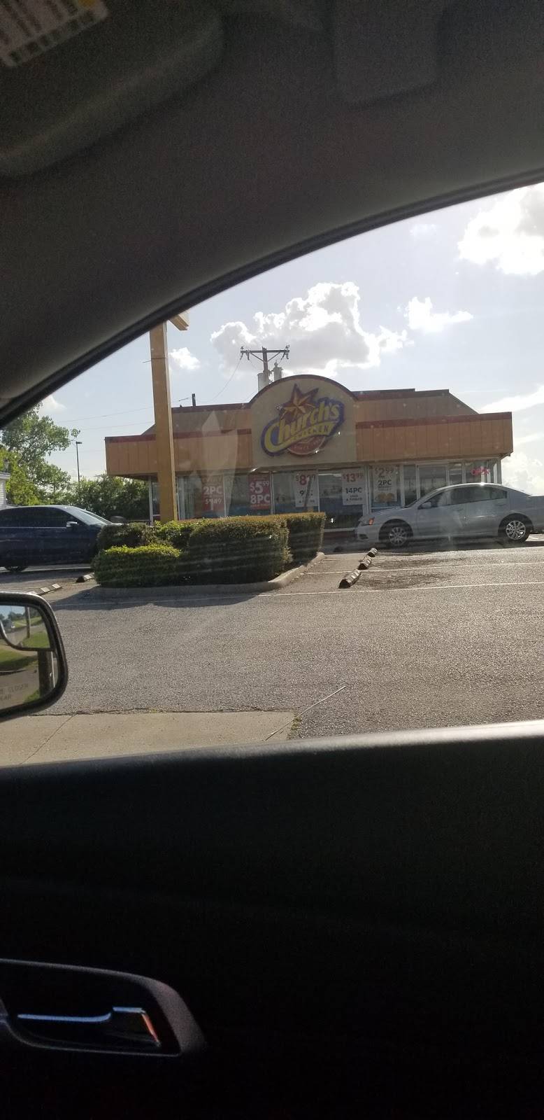 Churchs Chicken | restaurant | 2509 S Westmoreland Rd, Dallas, TX 75211, USA | 2143309614 OR +1 214-330-9614