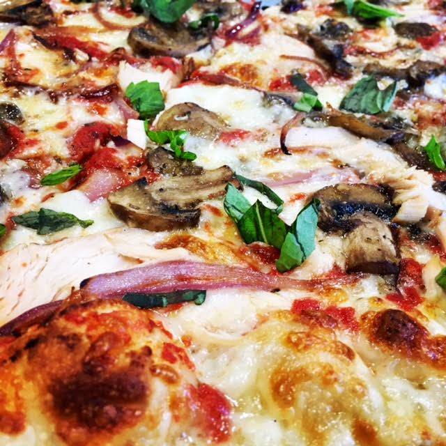 Slice Box Pizza | restaurant | 1727 1st Ave S, Seattle, WA 98134, USA | 2063813333 OR +1 206-381-3333