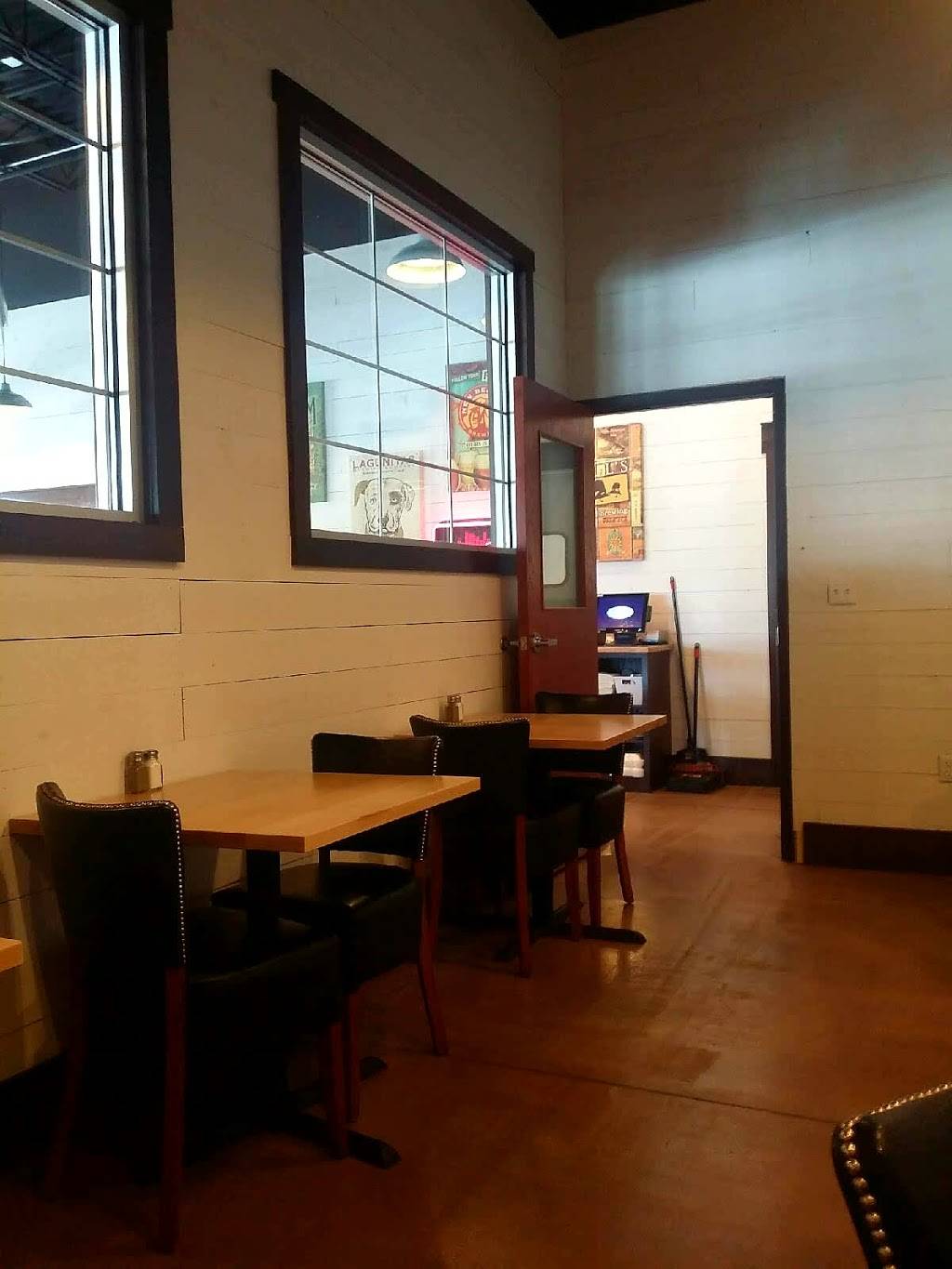 Catch Table & Tap | restaurant | 500 E 81st Ave, Merrillville, IN 46410, USA | 2195254076 OR +1 219-525-4076