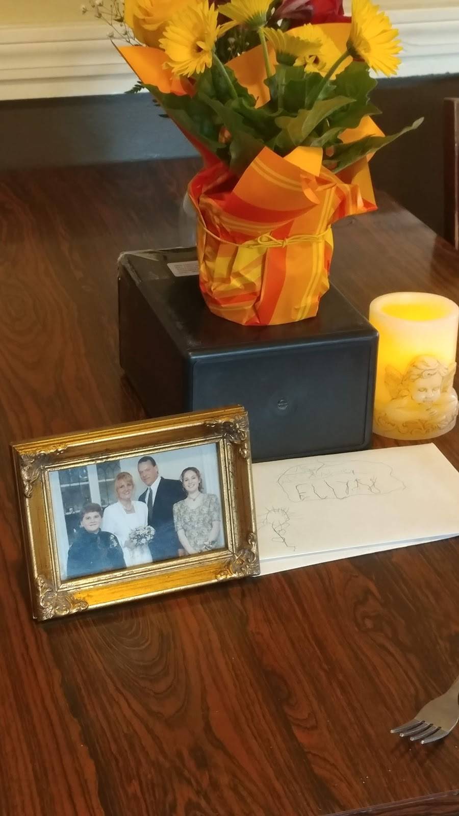 Chantilly’s Restaurant & Pub | restaurant | 1112 Hooksett Rd, Hooksett, NH 03106, USA | 6036250012 OR +1 603-625-0012