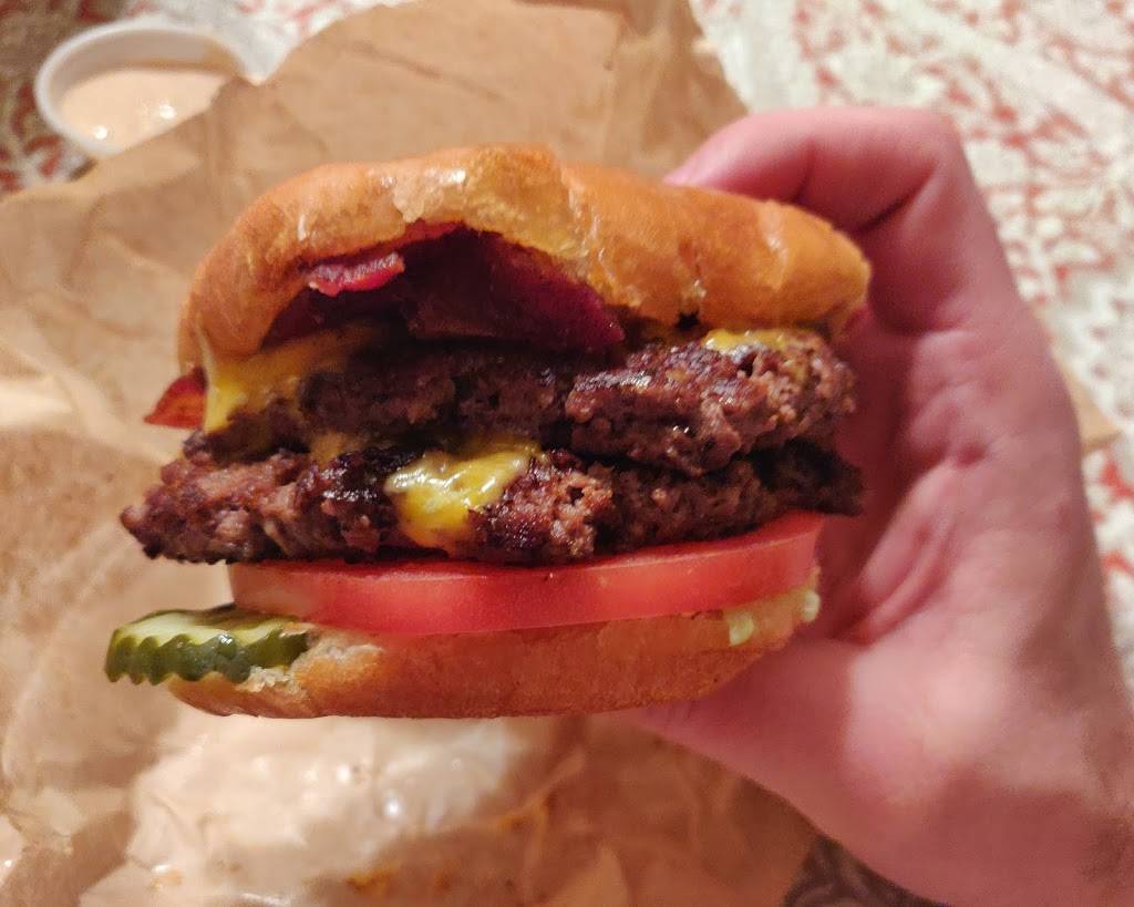 Bunk House Burgers | restaurant | 5890 S Main St, Village of Clarkston, MI 48346, USA | 4242874377 OR +1 424-287-4377