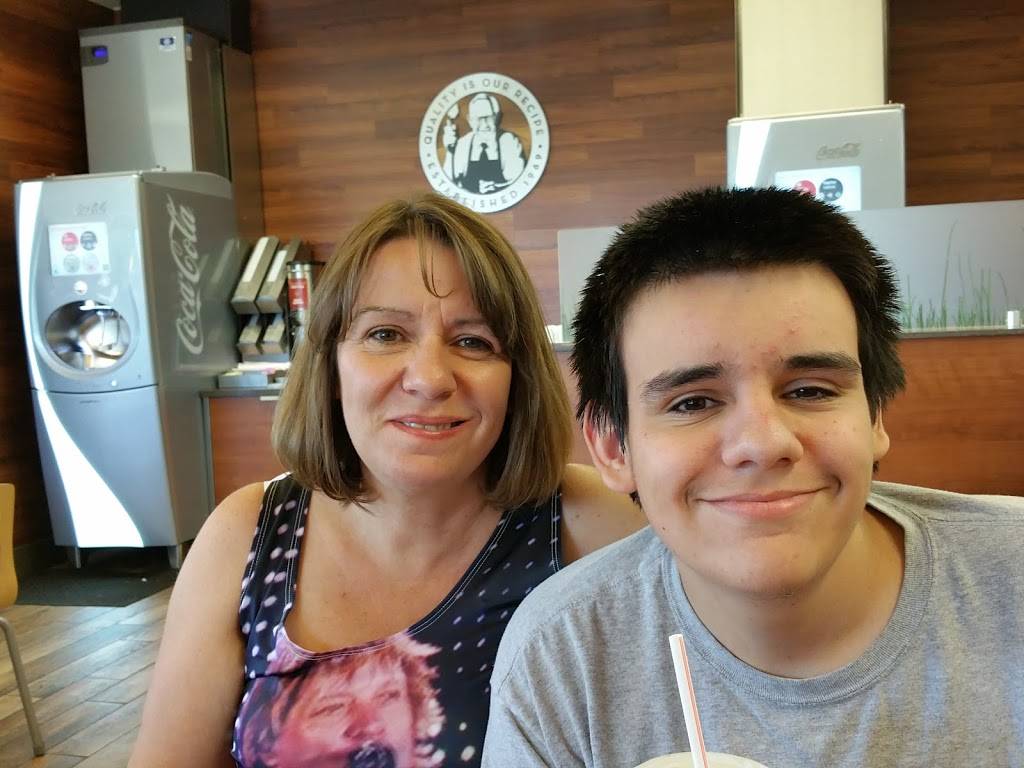 Wendys | restaurant | 14115 S Bell Rd, Homer Glen, IL 60491, USA | 7083019206 OR +1 708-301-9206