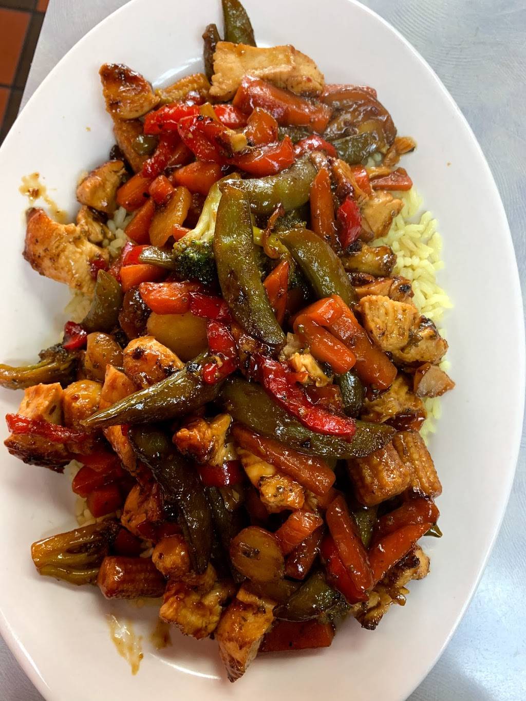 Boulevard Cafe & Coney | restaurant | 540 E Warren Ave, Detroit, MI 48201, USA | 3138313555 OR +1 313-831-3555