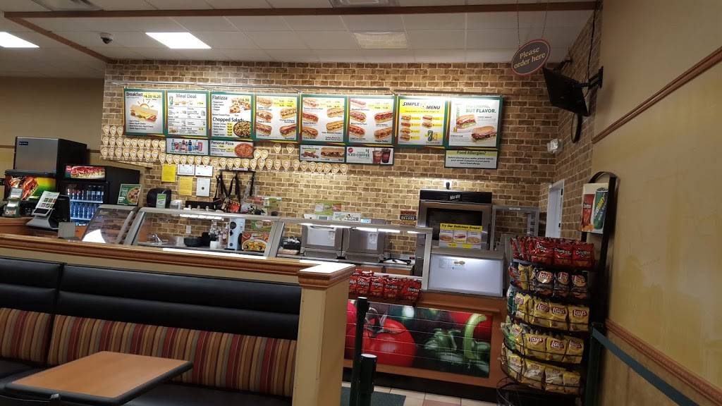 Subway | restaurant | 948 Bennington St, East Boston, MA 02128, USA | 6175692117 OR +1 617-569-2117