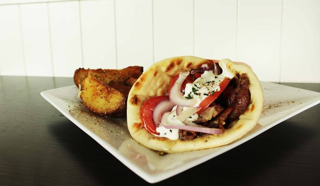Restaurant Souvlaki 7 | restaurant | 239 Rue Principale, Saint-Sauveur, QC J0R 1R0, Canada | 4507443355 OR +1 450-744-3355