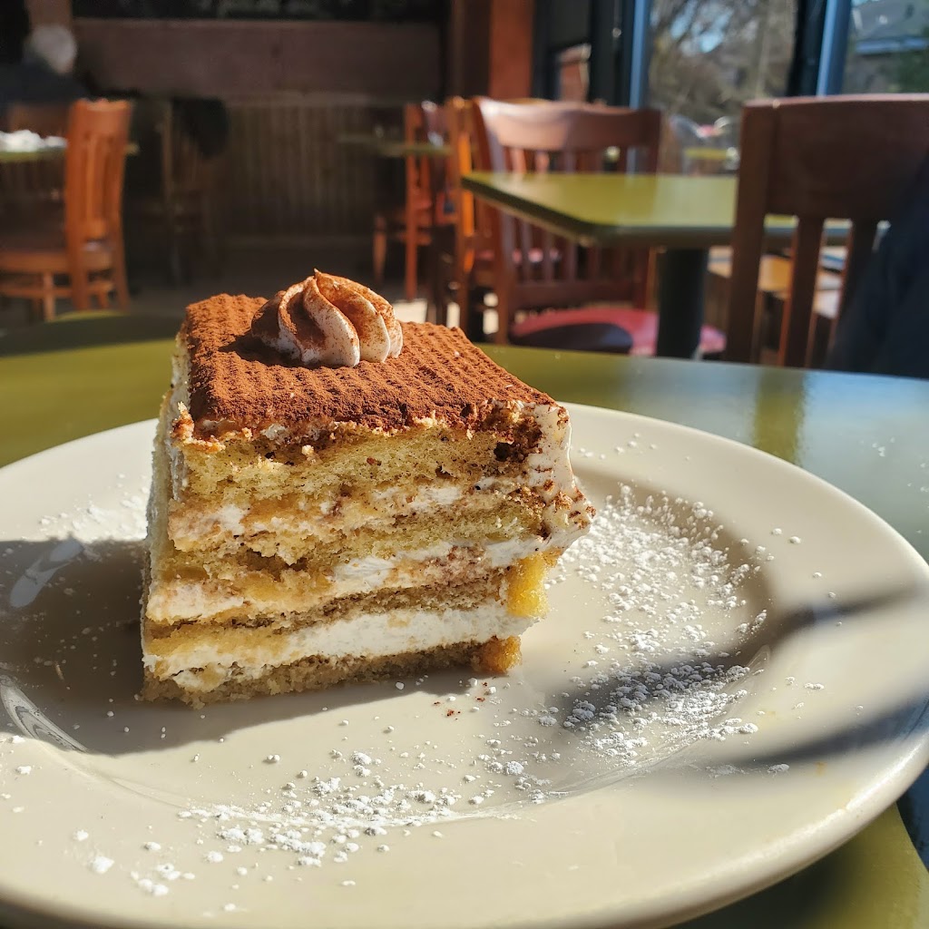 Laurettas Italian Bake Shop & Cafe | bakery | 33157 US-45, Grayslake, IL 60030, USA | 8475660883 OR +1 847-566-0883