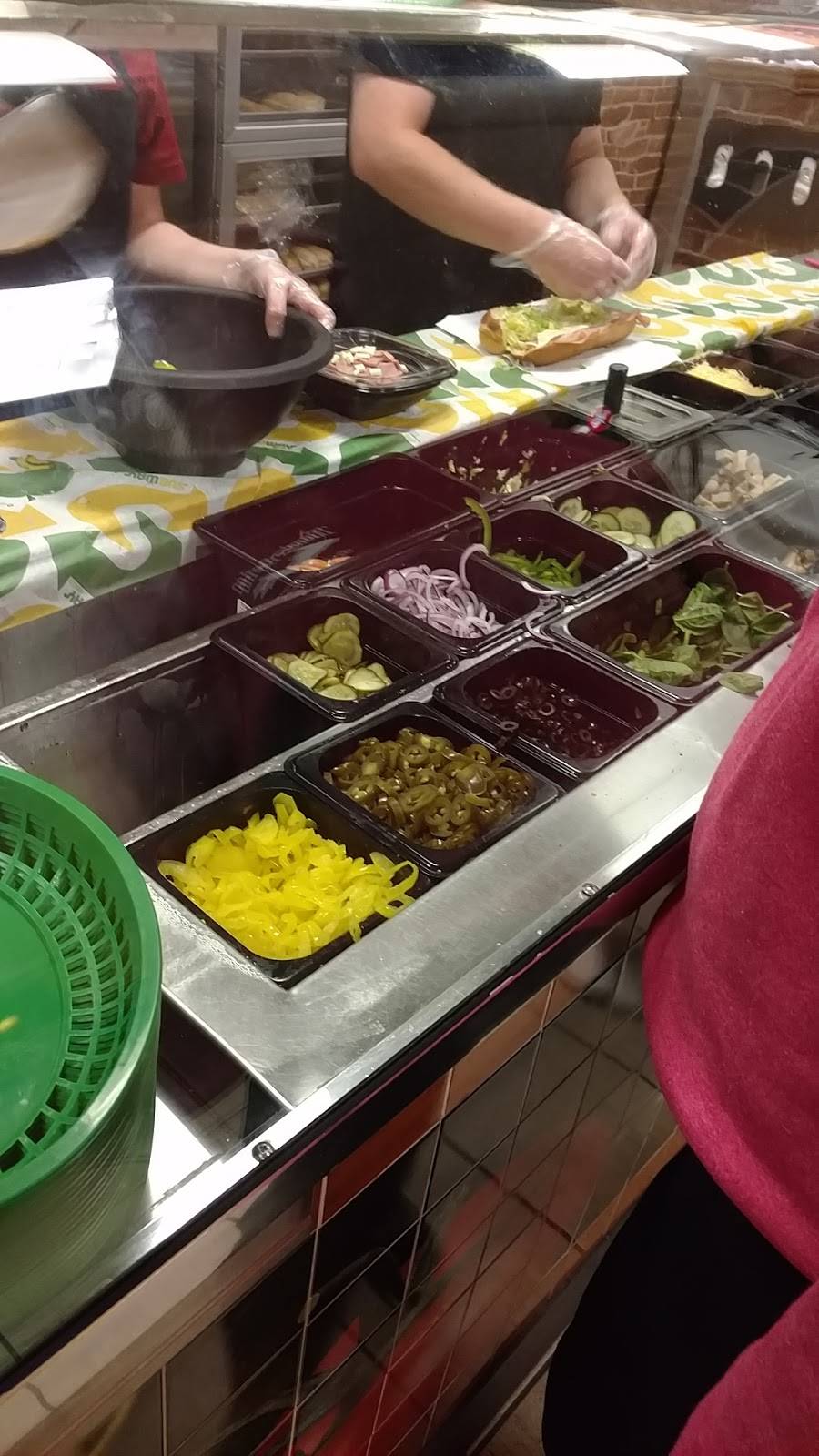 Subway | restaurant | 1300 M-44, Belding, MI 48809, USA | 6167942886 OR +1 616-794-2886