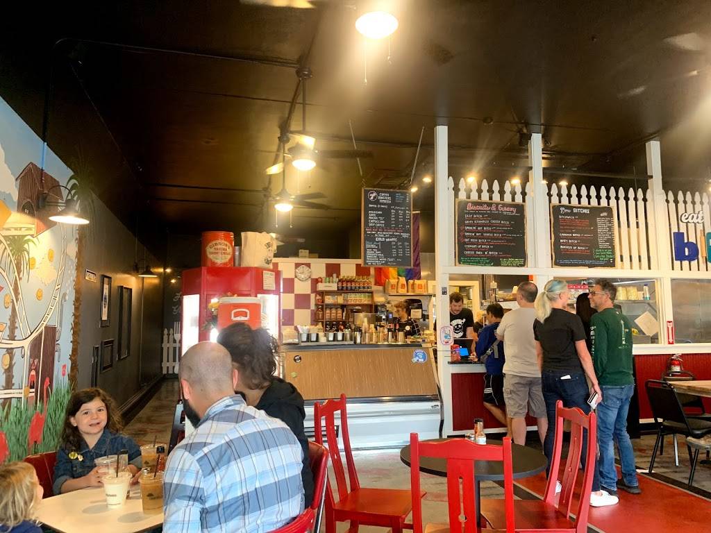 Biscuit Bitch | restaurant | 9602 16th Ave SW, Seattle, WA 98106, USA | 2066877886 OR +1 206-687-7886