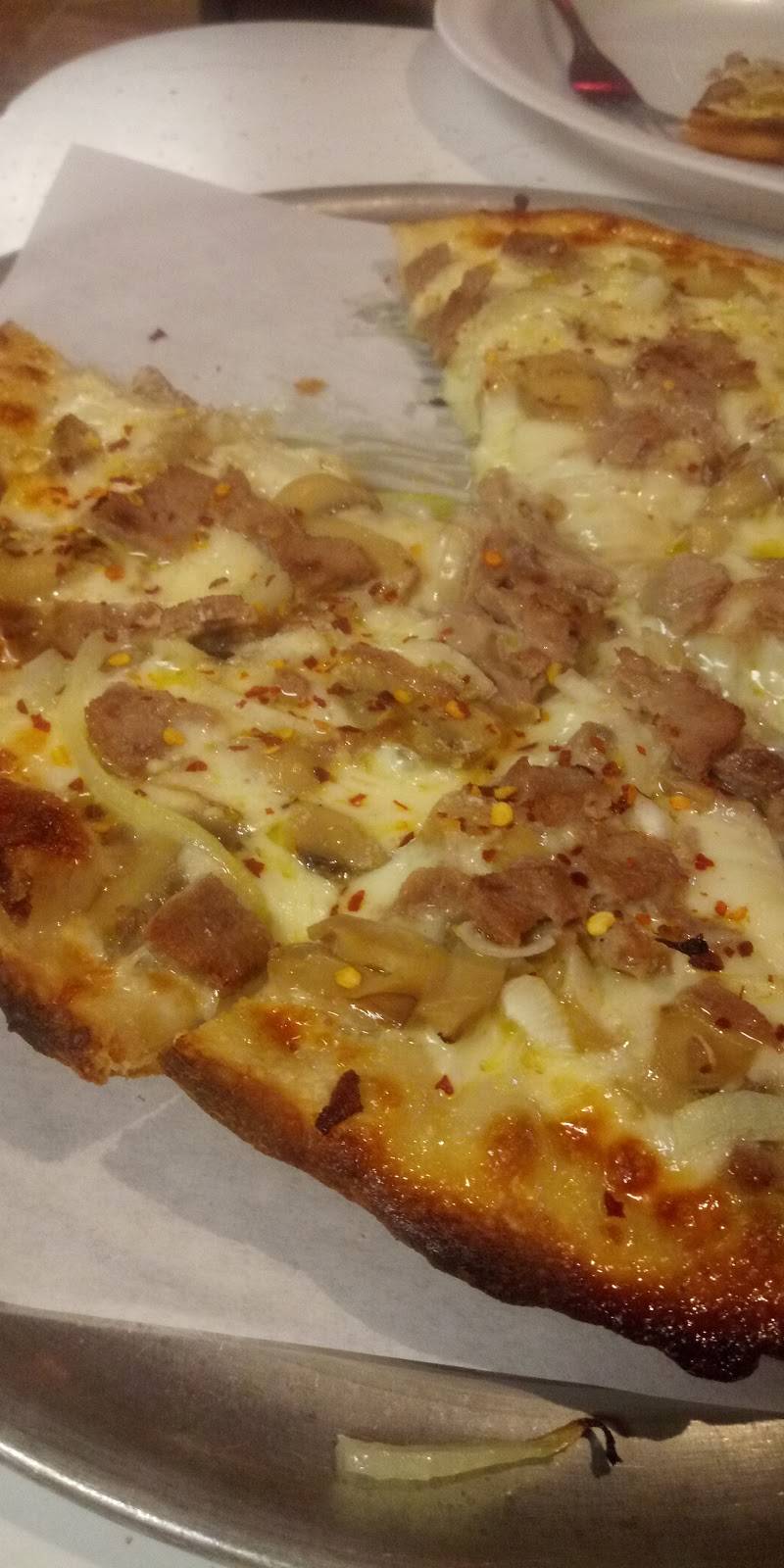 Joe Des Pizzeria | restaurant | 3329 Fulton Rd, Cleveland, OH 44109, USA | 2166611990 OR +1 216-661-1990