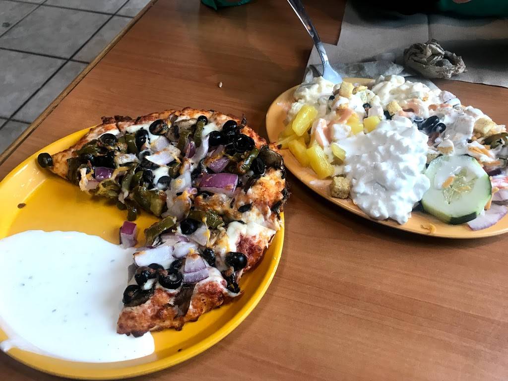 Straw Hat Pizza | meal takeaway | 510 4th St, Williams, CA 95987, USA | 5304735150 OR +1 530-473-5150