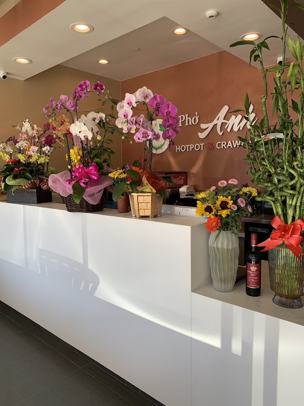 Pho Anh Hotpot & Crawfish | restaurant | 10271 Magnolia Ave, Riverside, CA 92503, USA | 9517296668 OR +1 951-729-6668