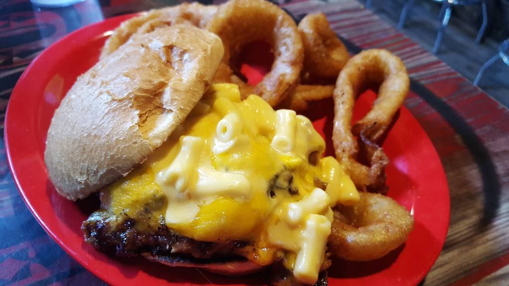 Mail Pouch Saloon | restaurant | 102 W Main St, Haskins, OH 43525, USA | 4198067616 OR +1 419-806-7616