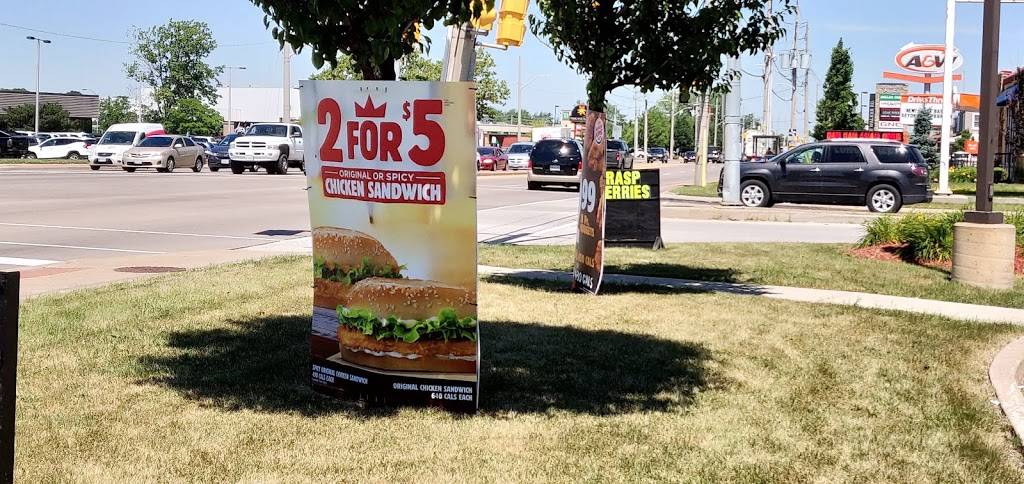 Burger King | restaurant | 4320 Walker Rd, Windsor, ON N8W 3T5, Canada | 5199695223 OR +1 519-969-5223
