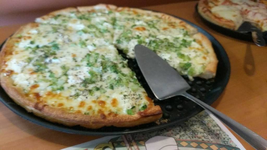 D & G Pizza & Pub | restaurant | 200 Westminster Rd, Canterbury, CT 06331, USA | 8605466007 OR +1 860-546-6007