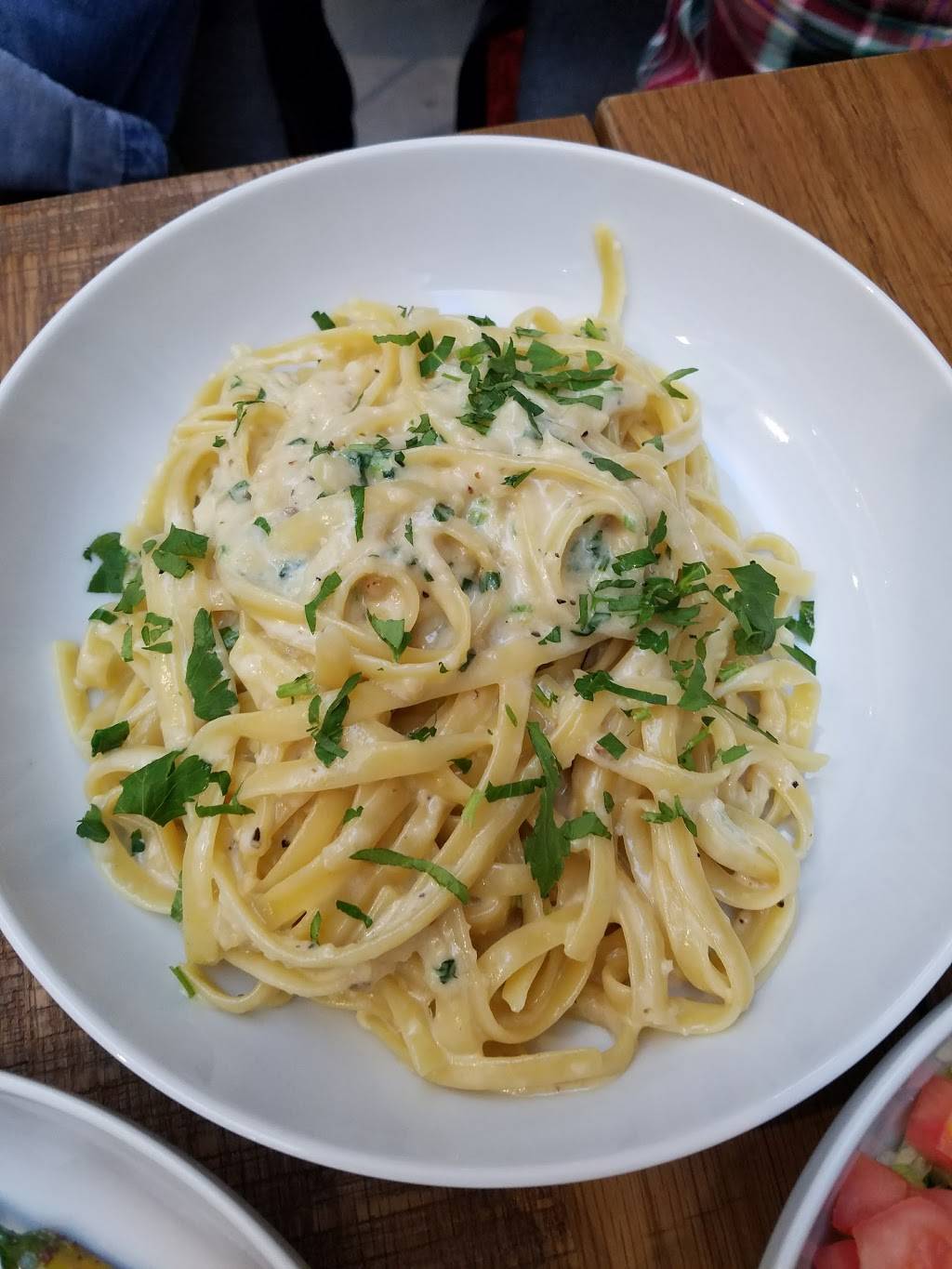 California Pizza Kitchen | restaurant | Los Angeles International Airport (LAX), Terminal 5, World Way, Los Angeles, CA 90045, USA | 8009193227 OR +1 800-919-3227