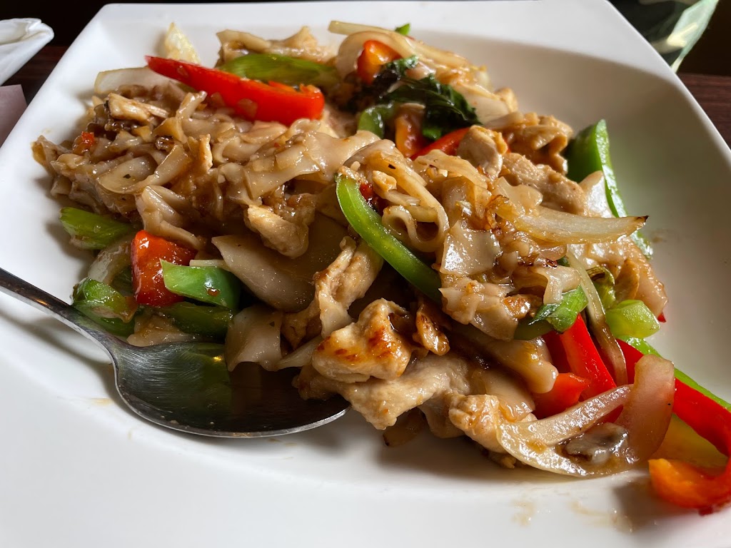 Siam Orchid Thai Cuisine | restaurant | 427 V St, Eureka, CA 95501, USA | 7074073838 OR +1 707-407-3838