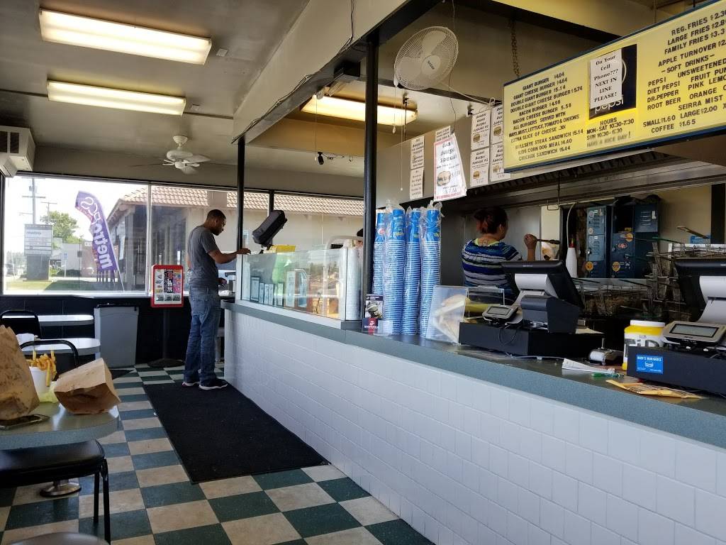 Buds Giant Burgers | restaurant | 3849 Sonoma Blvd, Vallejo, CA 94589, USA | 7076423252 OR +1 707-642-3252