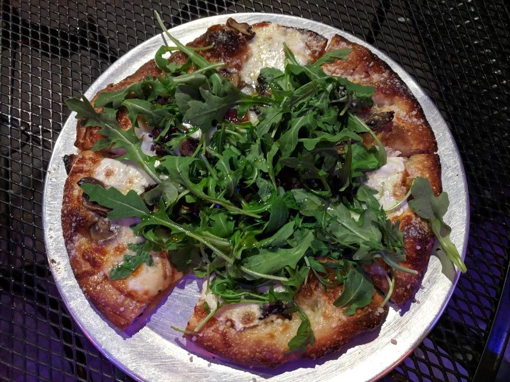 Frys Spring Station | restaurant | 2115 Jefferson Park Ave, Charlottesville, VA 22903, USA | 4342022257 OR +1 434-202-2257