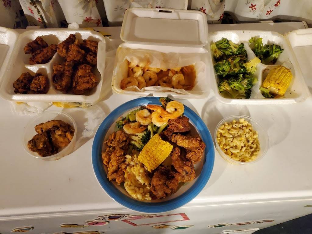 Charley Bs Bar & Grill | restaurant | 4948 N Broad St, Philadelphia, PA 19141, USA | 2154556161 OR +1 215-455-6161