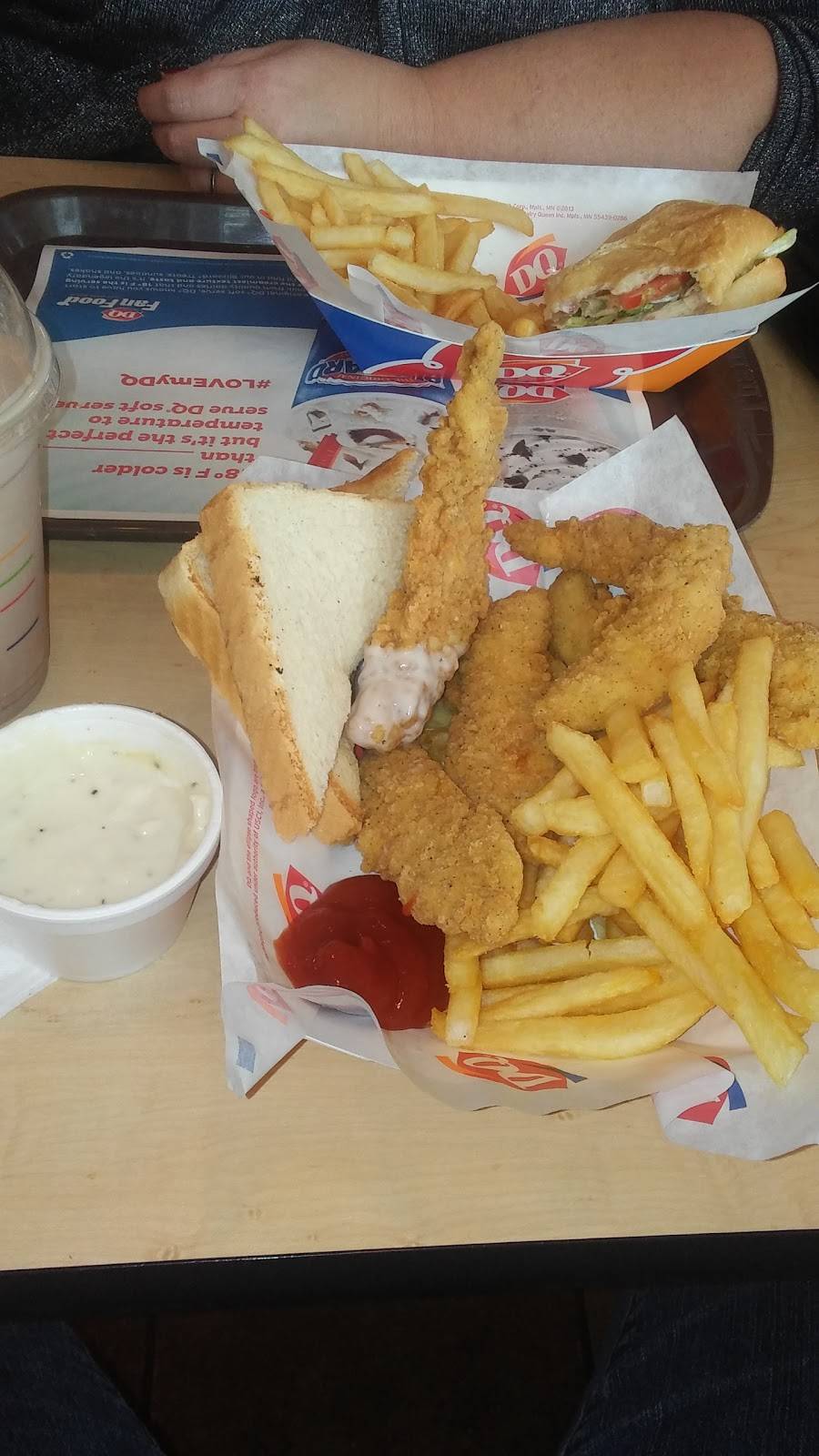 Dairy Queen Grill & Chill | restaurant | 304 E Badger St, Waupaca, WI 54981, USA | 7152588909 OR +1 715-258-8909