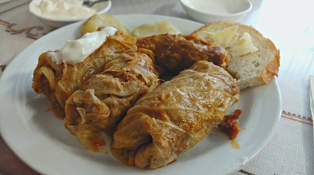 Ukrainian Restaurant | restaurant | 1148 Marion Ave, Windsor, ON N9A 2J4, Canada | 5192533981 OR +1 519-253-3981