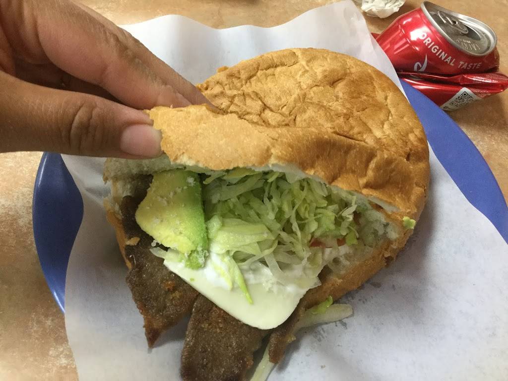 Taqueria Los Gallos | restaurant | 4211 W 26th St, Chicago, IL 60623, USA | 7737627452 OR +1 773-762-7452
